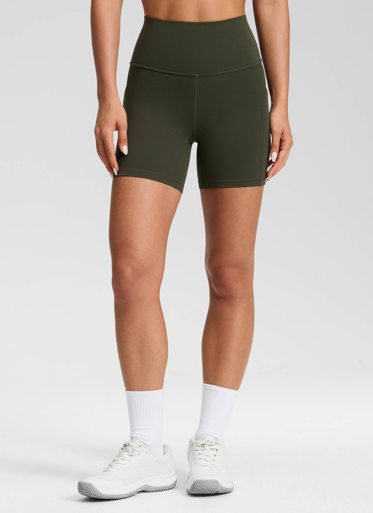Butterluxe Pocket Yoga Shorts 5'' - Image 5